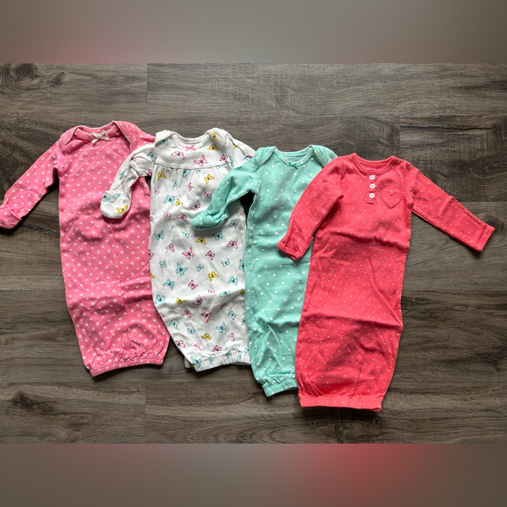 Girls NB night gowns
